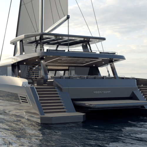 moon-yacht-100